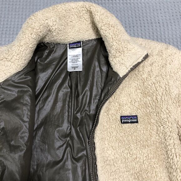 Patagonia Fuzzy Jacket Women M Polar Fleece Zip Up Ivory Sherpa Pocket Neutral - Picture 6 of 15